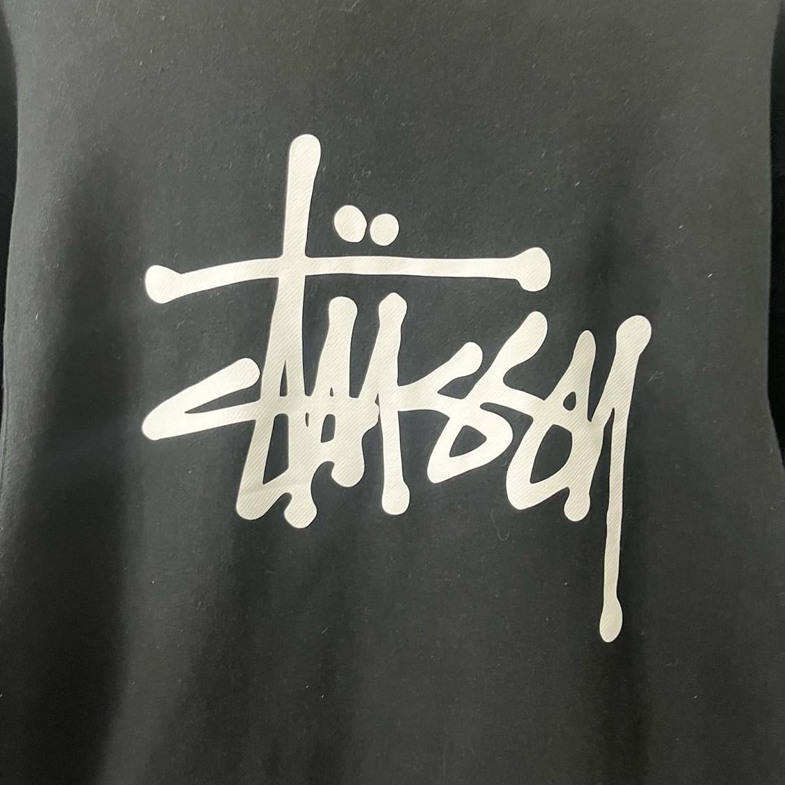 스투시 블랙 백빅로고 라운드 맨투맨 상품이미지4