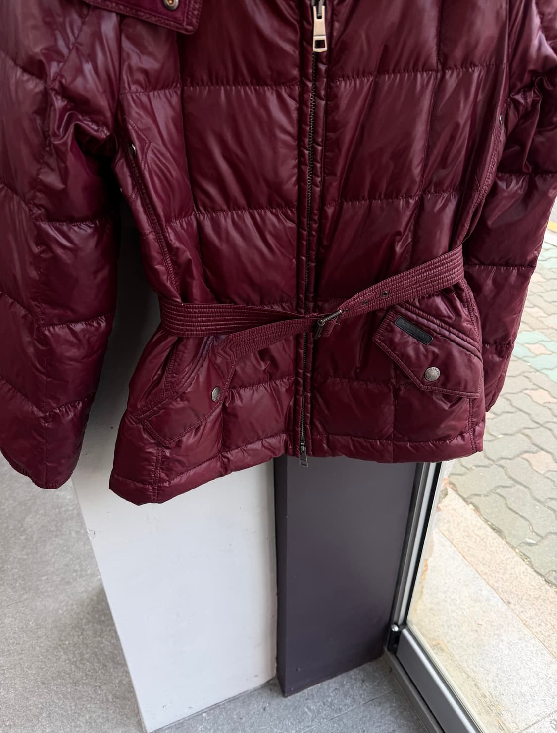 S/ 버버리 다운 벨티드 후디 패딩점퍼 상품이미지4