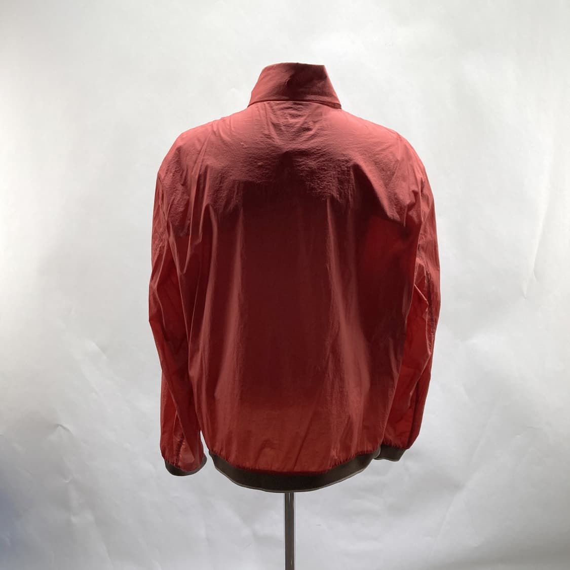 닥스 남성 컬러배색 긴팔캐주얼 바람막이 110 상품이미지3