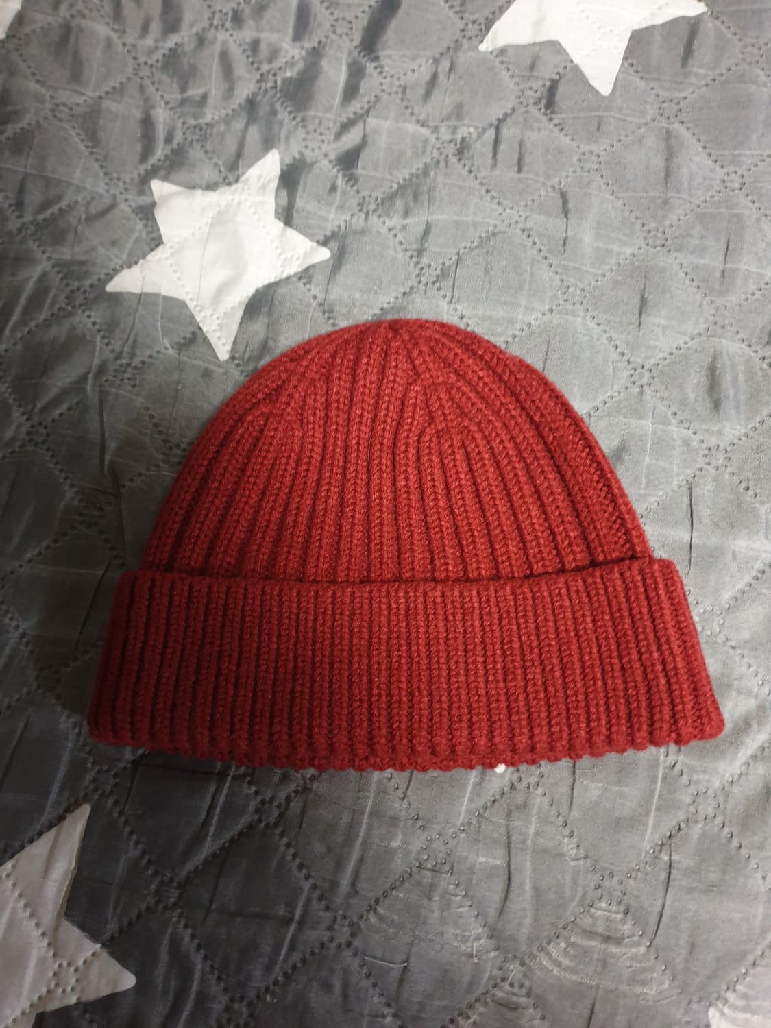 유니클로 니트 비니 버건디 상품이미지1