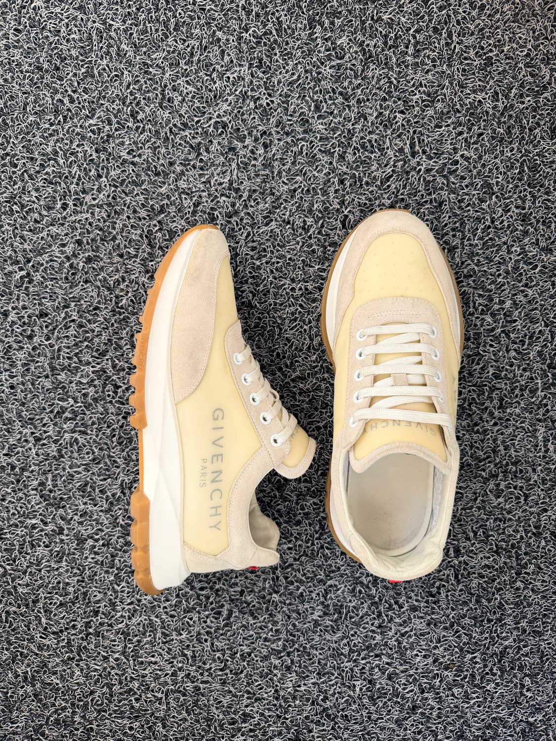 지방시(Givenchy) GIV 1 스니커즈 - 라이트 베이지 & 스웨이 상품이미지3