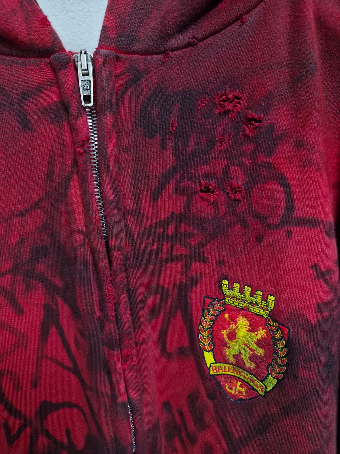 [L] 발렌시아가 SS23 레드 스케이터 그래피티 후드집업 상품이미지3
