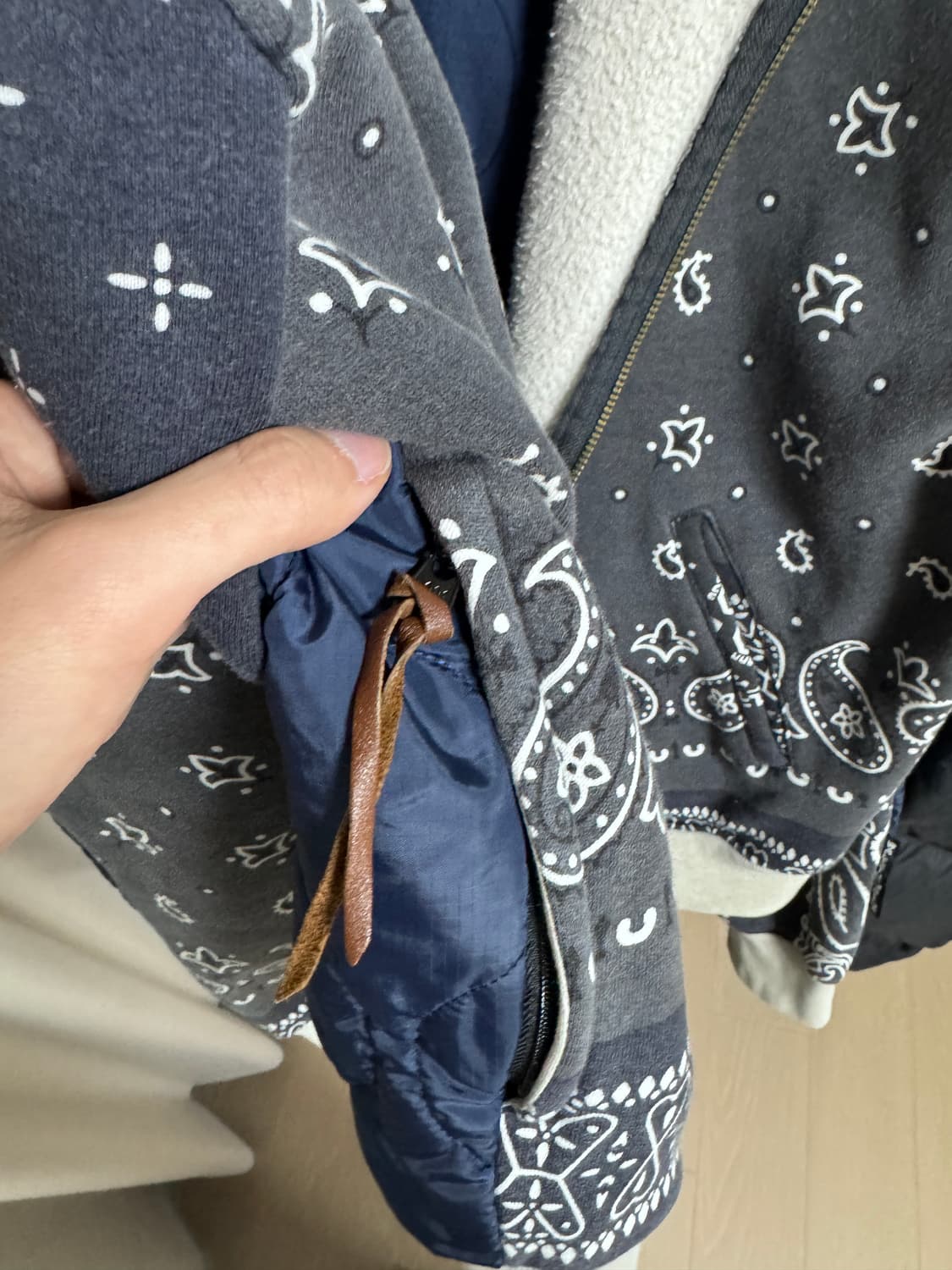 캐피탈 플리스 반다나 비부악 후드 블루종 블랙 상품이미지7