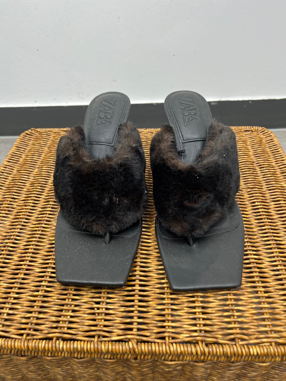 Zara 퍼 힐 39 245 상품이미지2