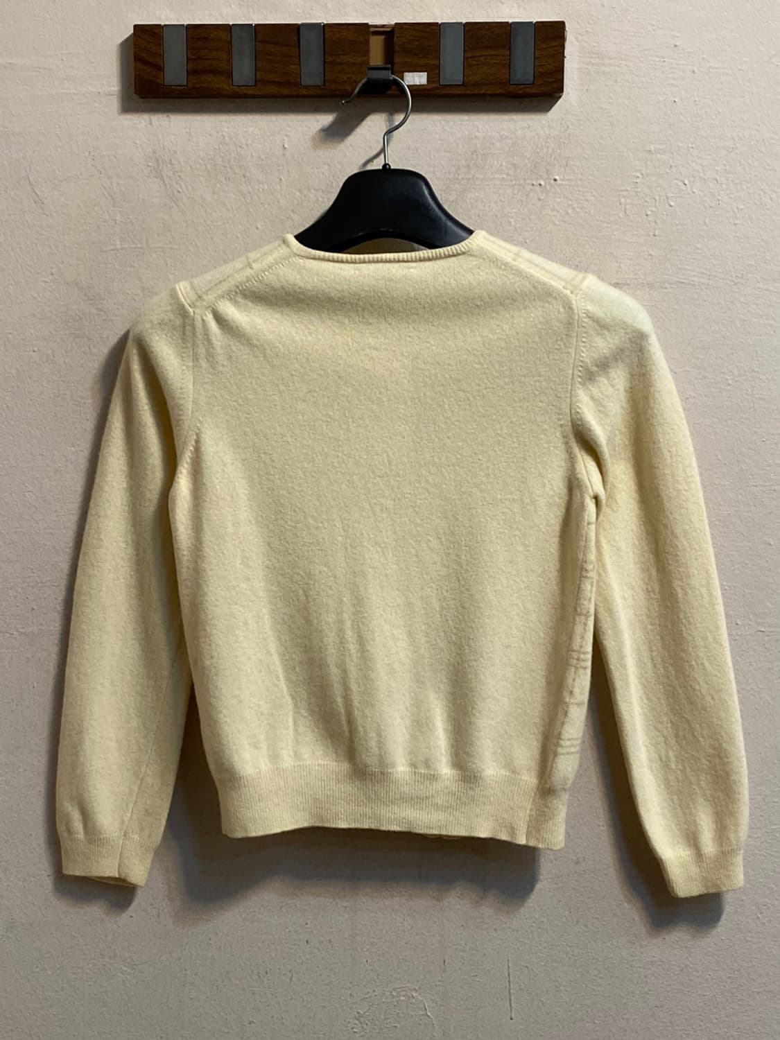 버버리 크림 체크 니트 가디건 상품이미지4