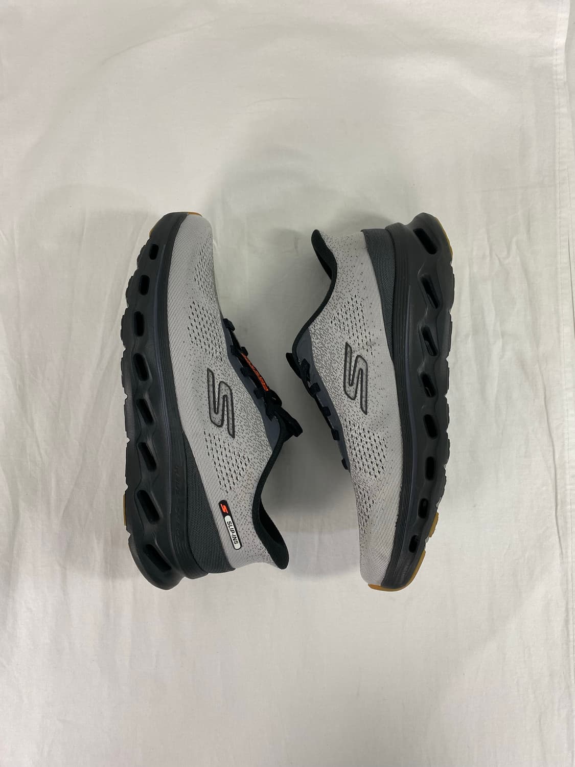 스케쳐스 고워크 글라이드 스텝 2.0 슬립인스 265  상품이미지1