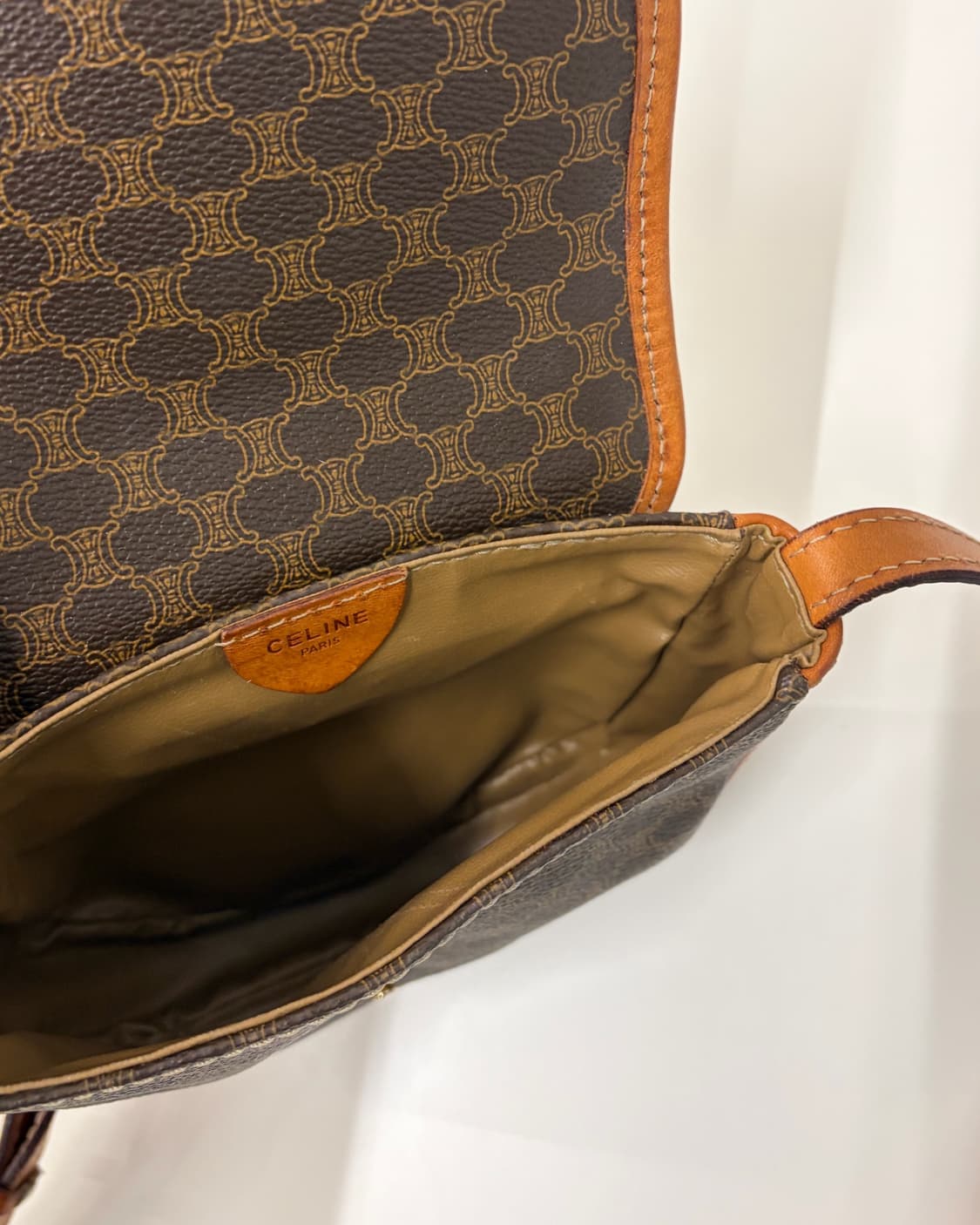 셀린느 마카담 미니 크로스백 상품이미지5