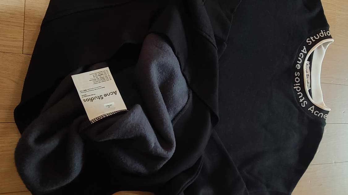 Acne Studios 아크네 스튜디오 크루넥 맨투맨 상품이미지4