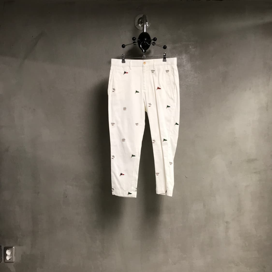 폴로 랄프로렌 화이트 멀티 자수 치노 팬츠 6(W) 상품이미지7