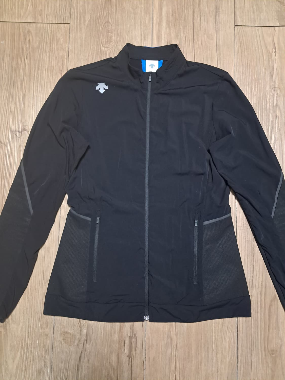 데상트 여성 런닝집업 85 상품이미지1