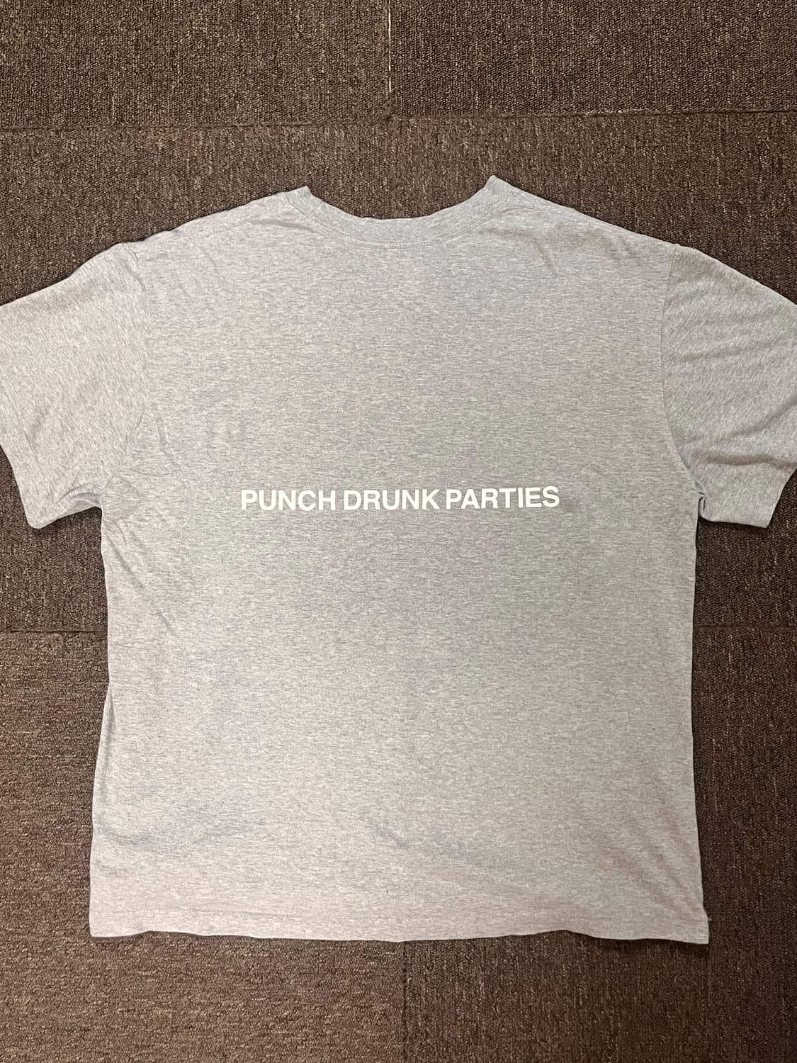 펀치드렁크파티즈 반팔 그레이 상품이미지4