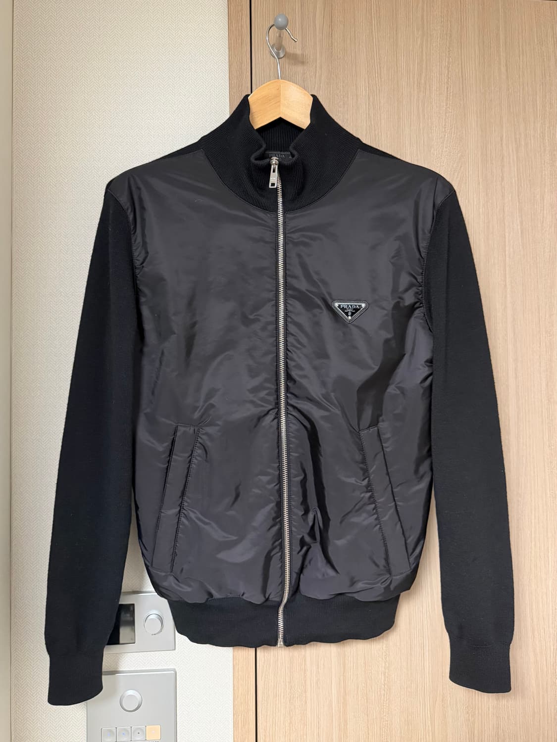 프라다 나일론 니트 집업 자켓 상품이미지2