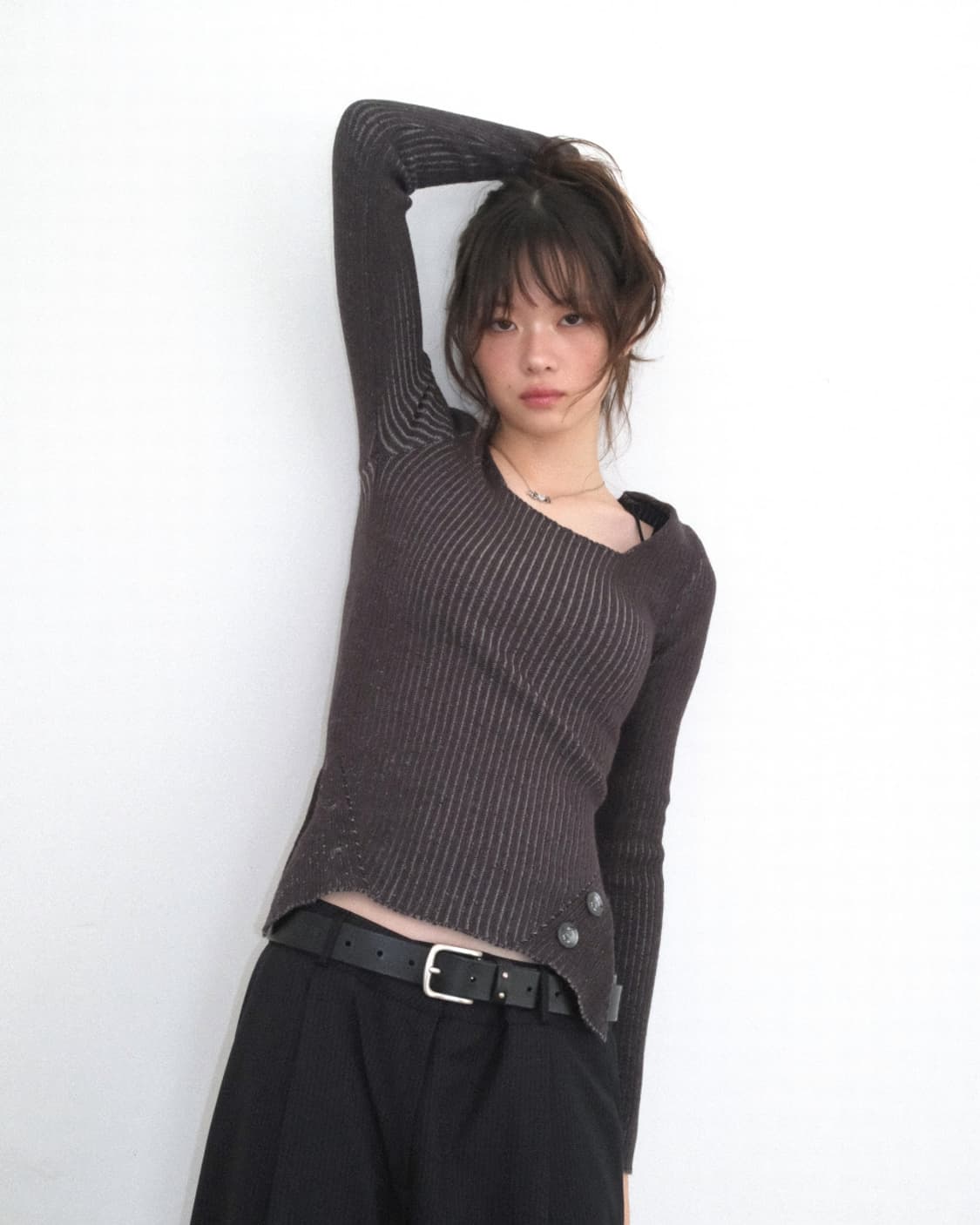 애즈온 스퀘어 트임 니트 블랙 상품이미지1