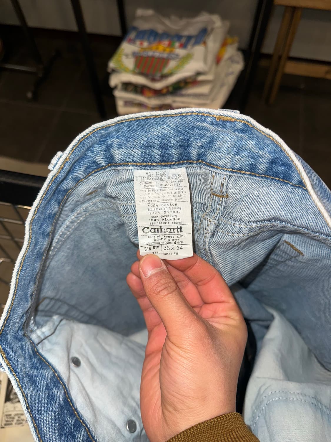 00’s Carhartt cracked washed denim pants 상품이미지10