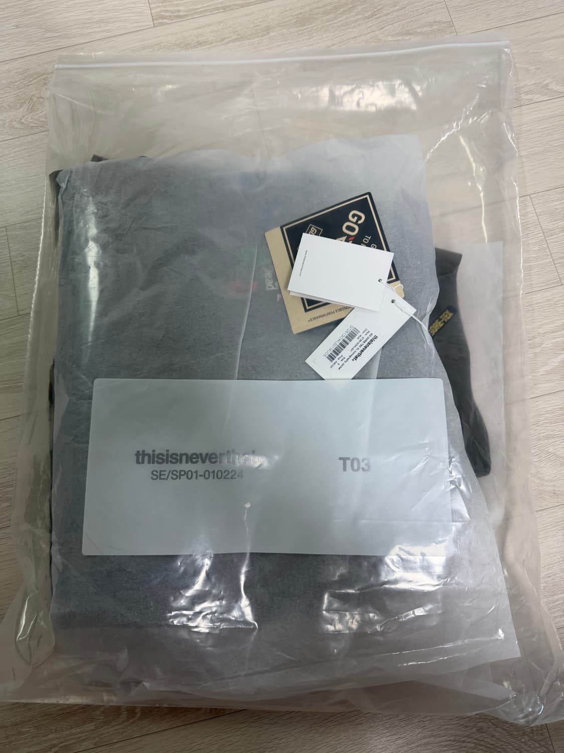 디스이즈네버댓 고어텍스 윈드스토퍼 3L 아이코노그래피 자켓 상품이미지2