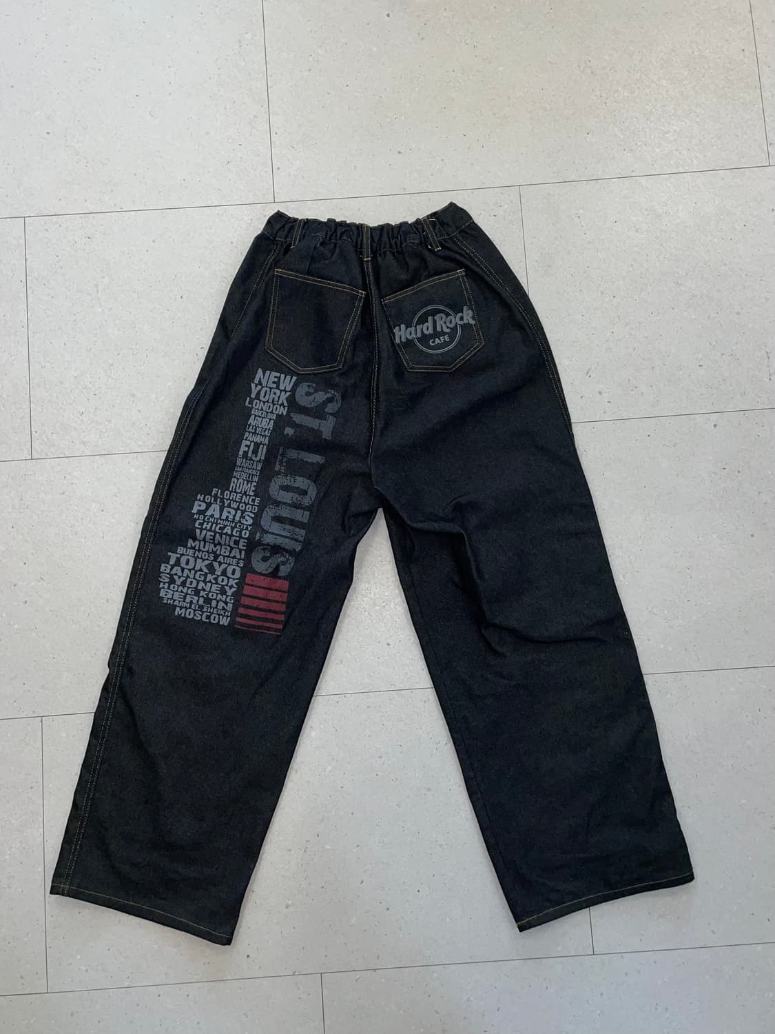 백 프린팅 커브드 데님 상품이미지1