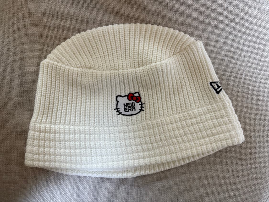 (새상품) 일본 뉴에라 헬로키티 버킷햇 상품이미지3