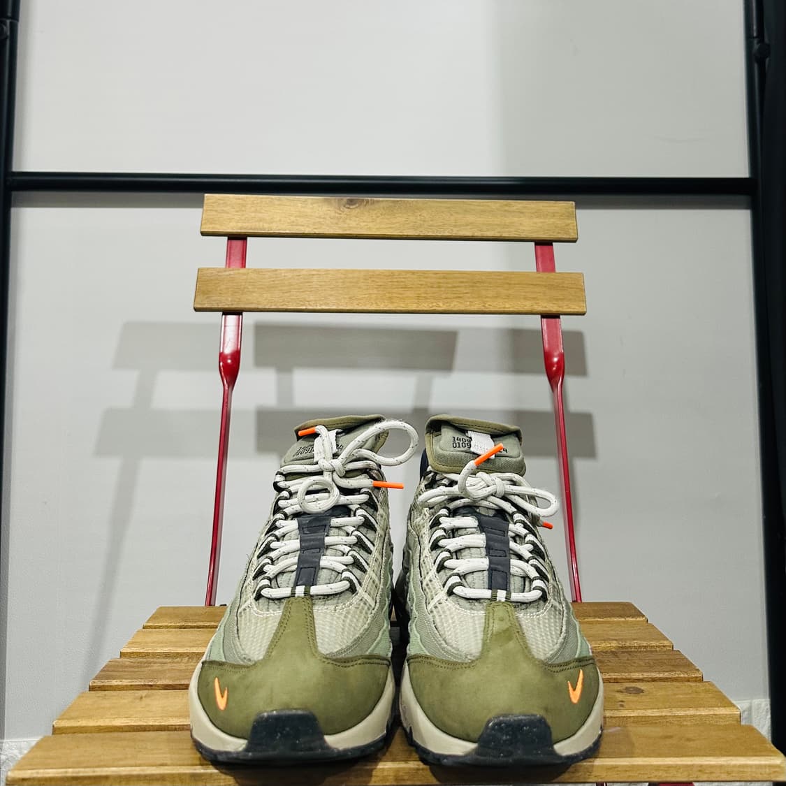 285) 나이키 운동화 남성 남자 신발 에어맥스 95 SE 미디움 올리브 상품이미지2