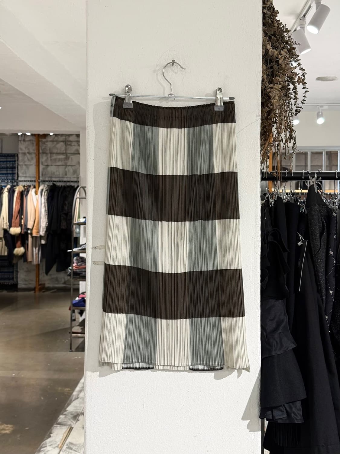  플리츠 플리즈 민트 브라운 스트라이프 배색 탑 스커트 셋업 상품이미지5