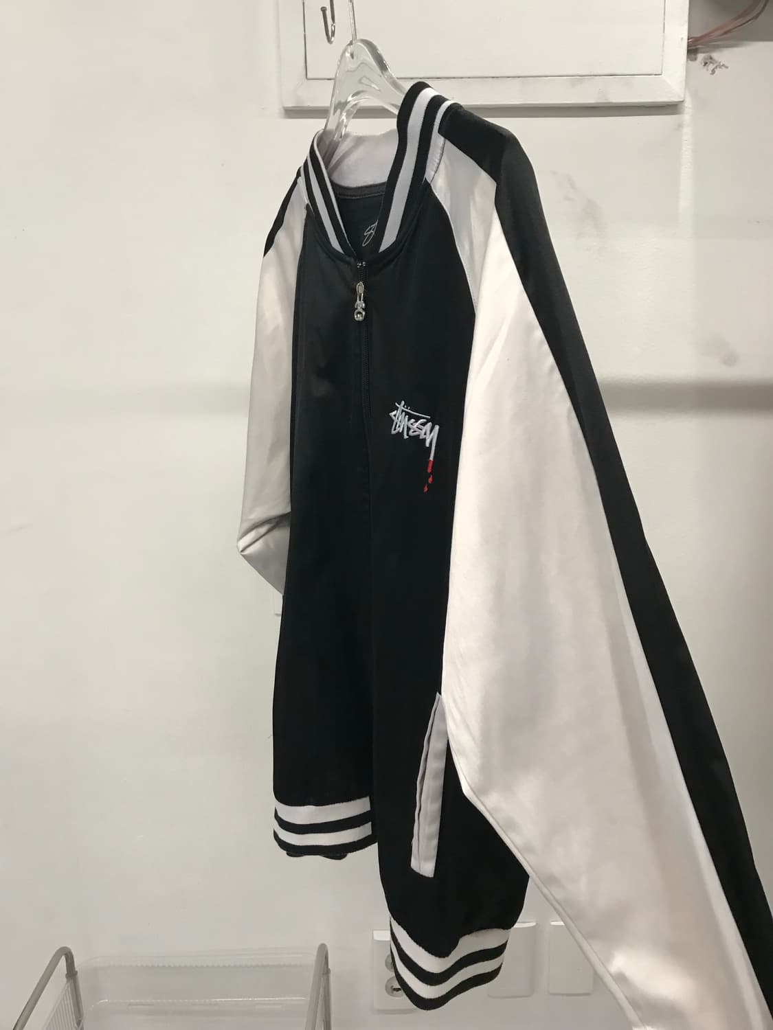 Stussy Rhinestone Lips Track Jacket 상품이미지3