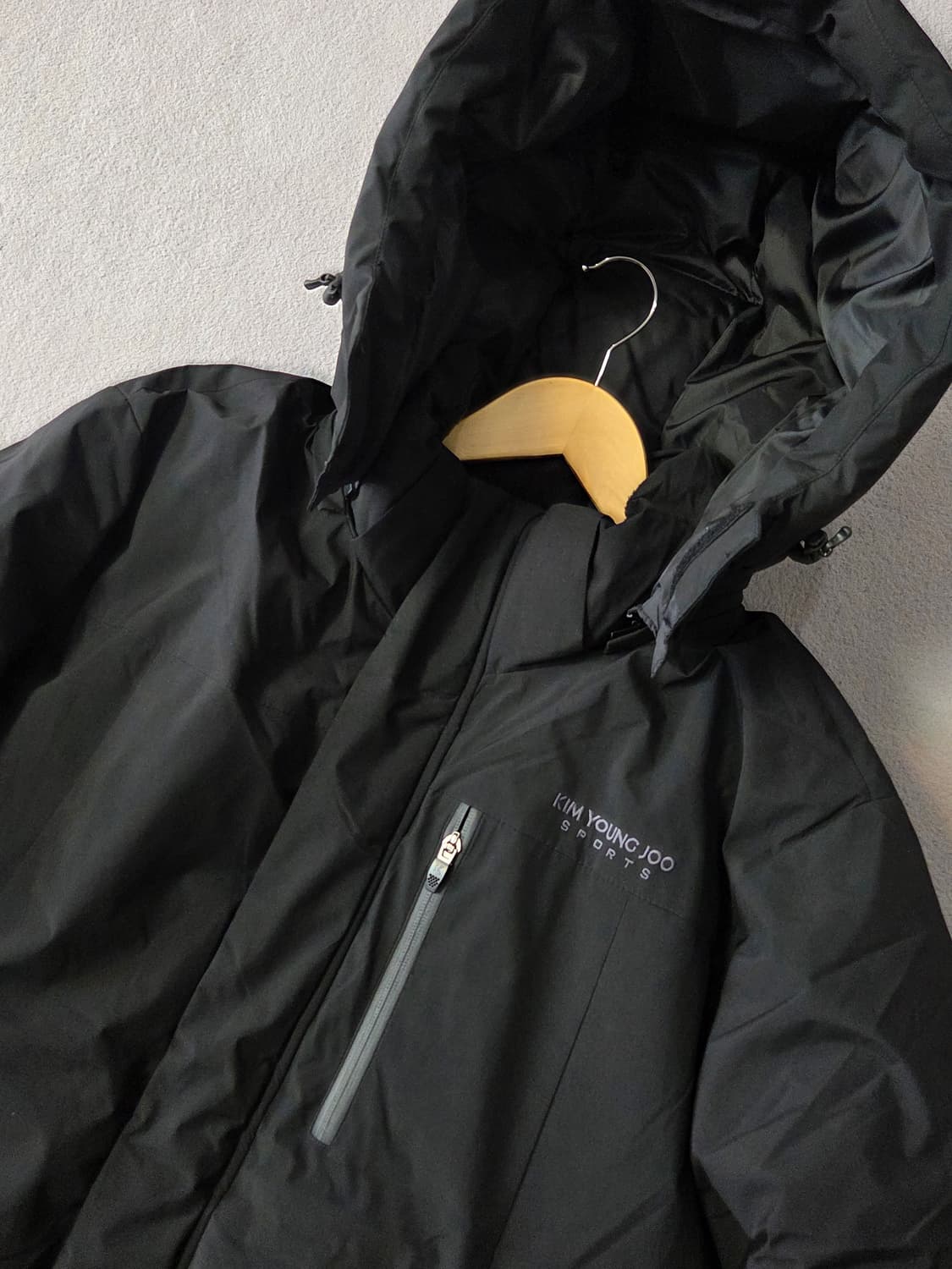 (105)
김영주 스포츠 아웃도어 패딩 남
 상품이미지2