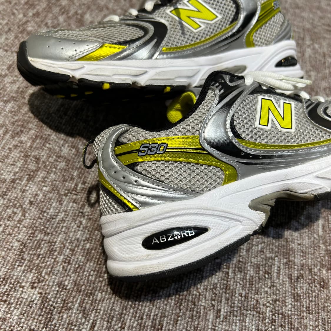 240) 뉴발 뉴발란스 530 메쉬 실버 운동화 러닝화 상품이미지2