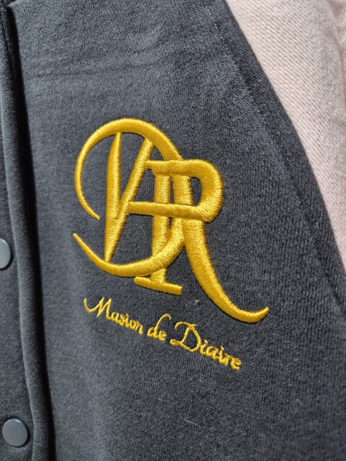 DIAIRE. 배색 야구 점퍼 상품이미지2