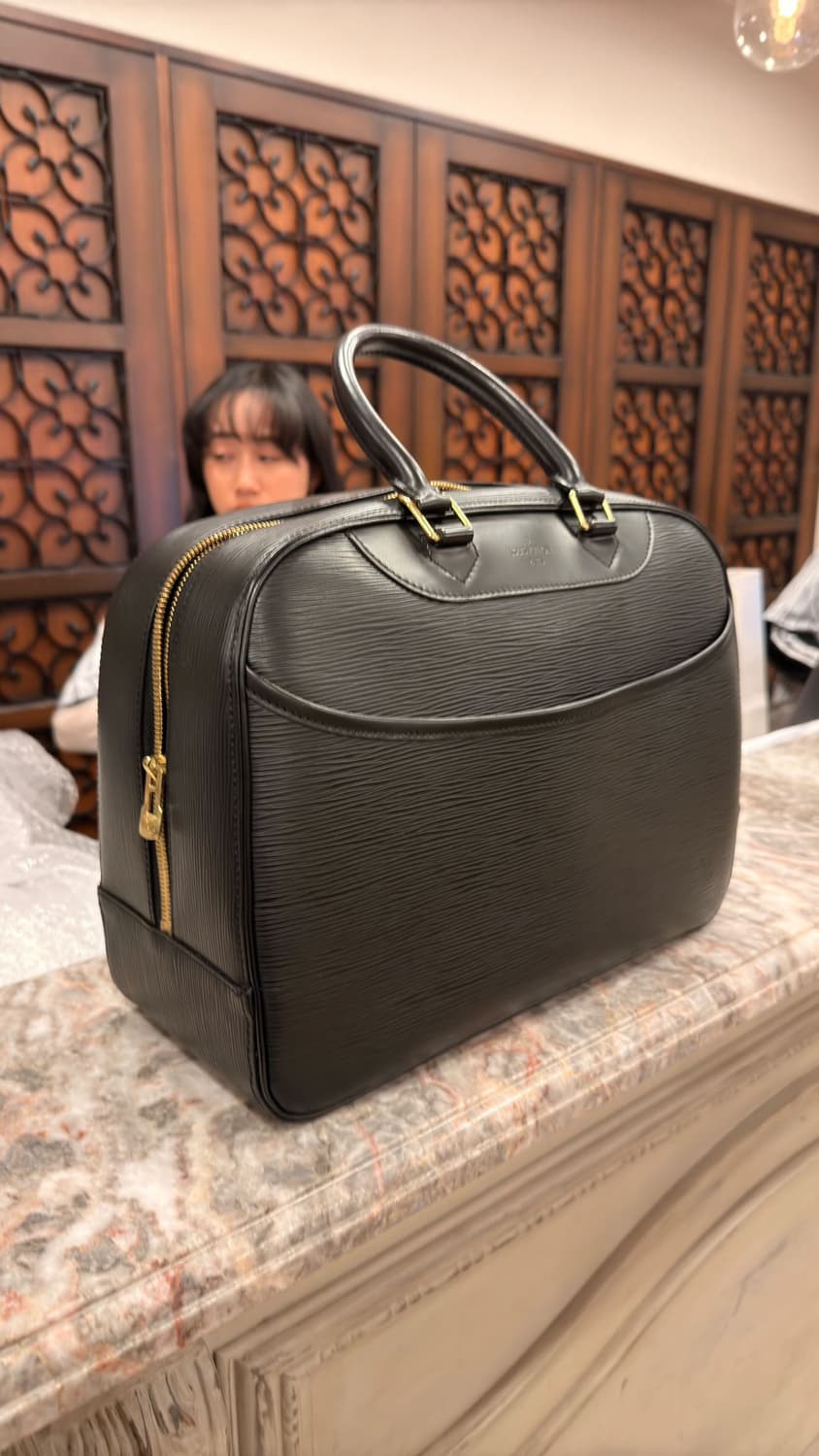 LOUIS VUITTON 루이비통 에삐 토트백 상품이미지1