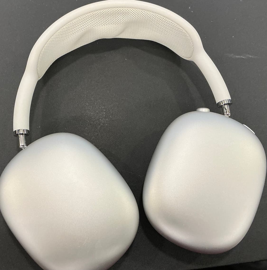에어팟 프로 맥스 실버 8핀 상품이미지1