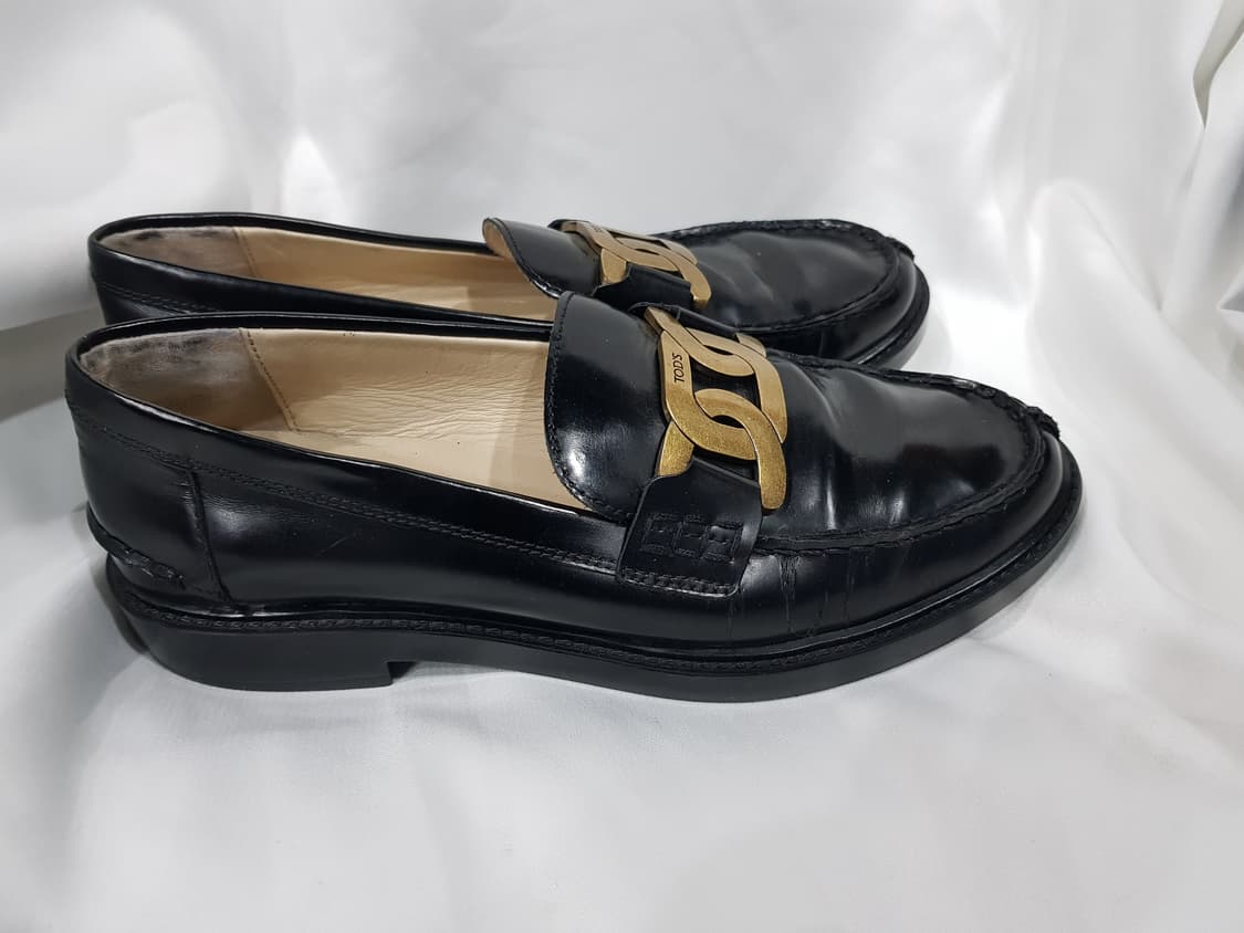 토즈 여성 로퍼 블랙 색상 39사이즈(정품) 상품이미지3