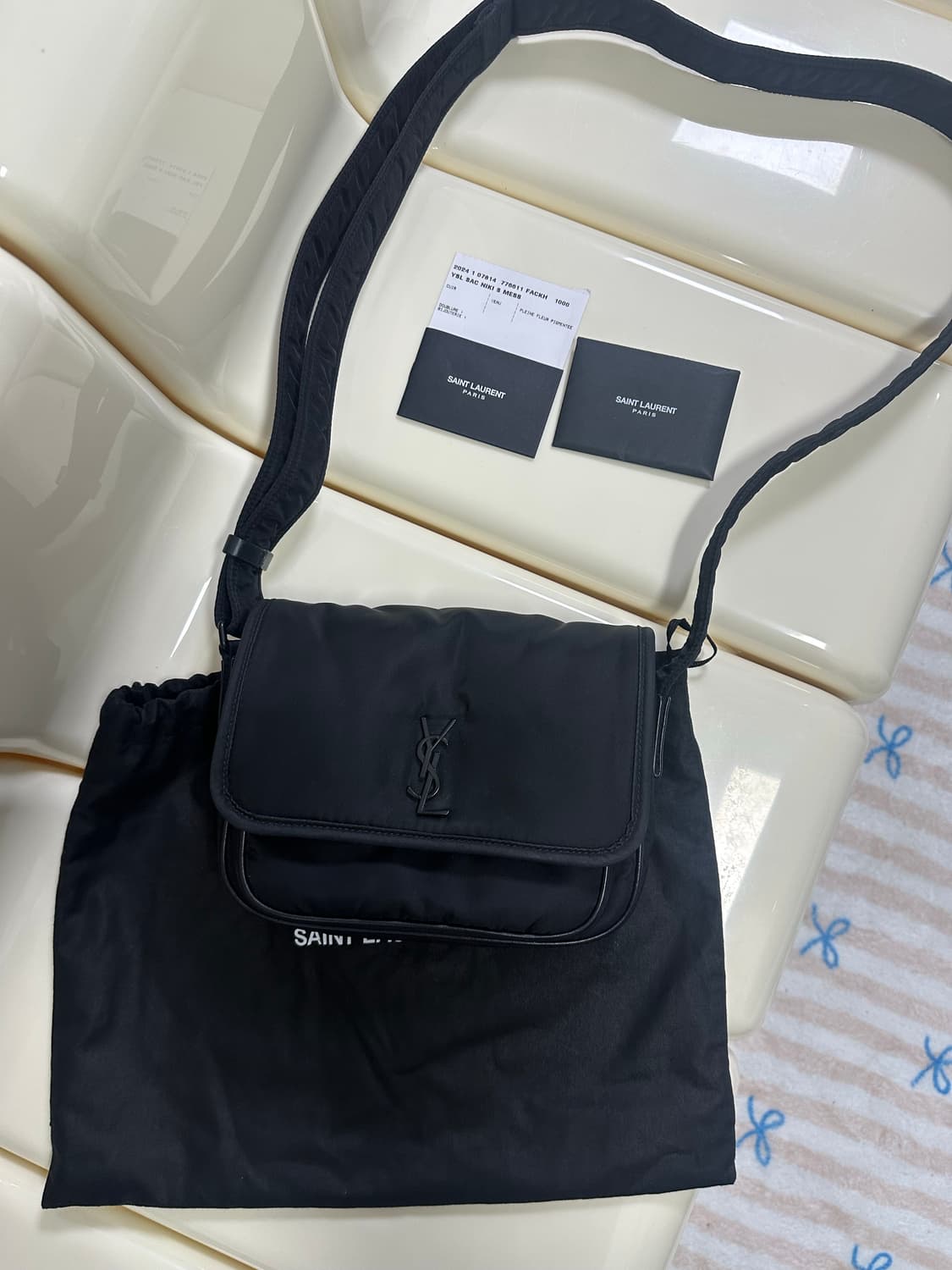 [SA 정품] 생로랑 니키백 메신저 블랙 스몰 상품이미지2