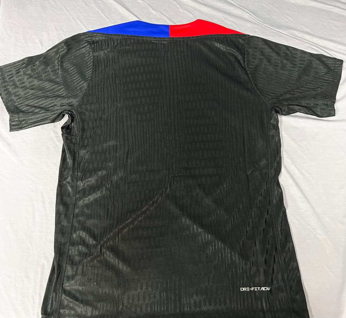 24/25 바르셀로나 어웨이 트레이닝 어센틱 유니폼 상품이미지5