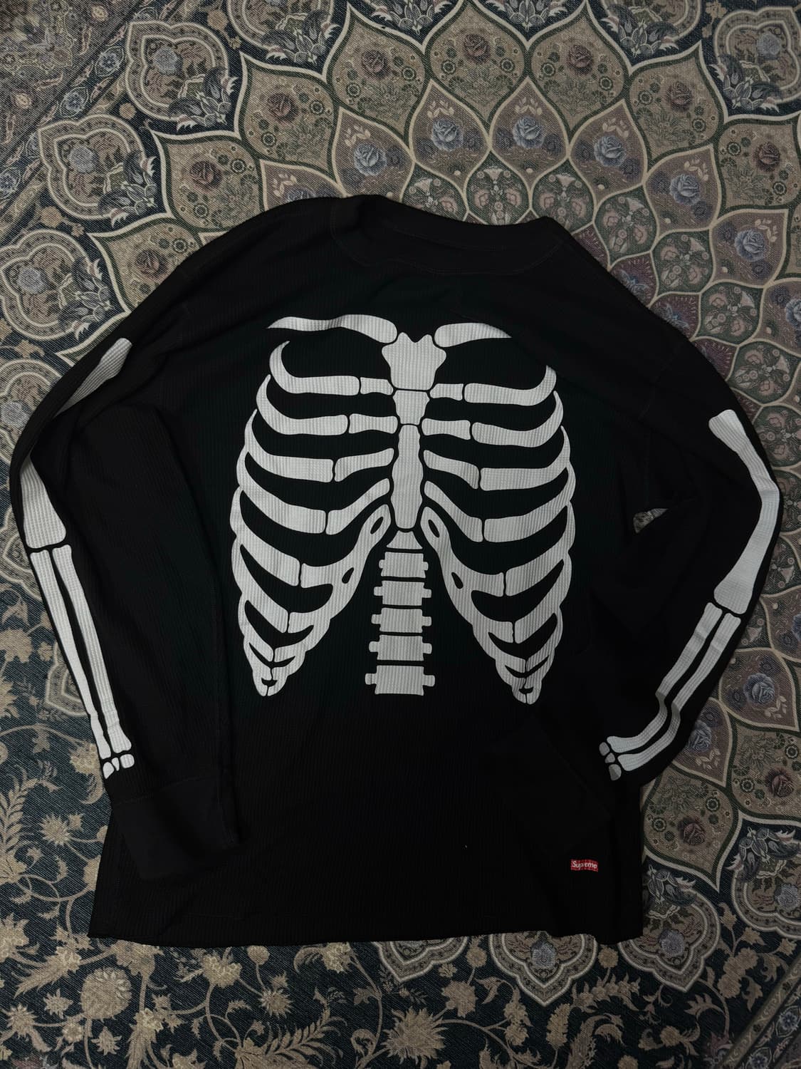 슈프림 헤인즈 본즈 써멀 크루 블랙 상품이미지2