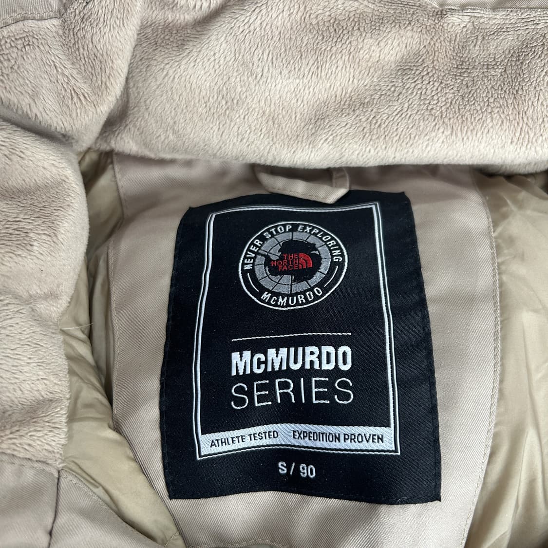 노스페이스 맥머도 점퍼 패딩  상품이미지2