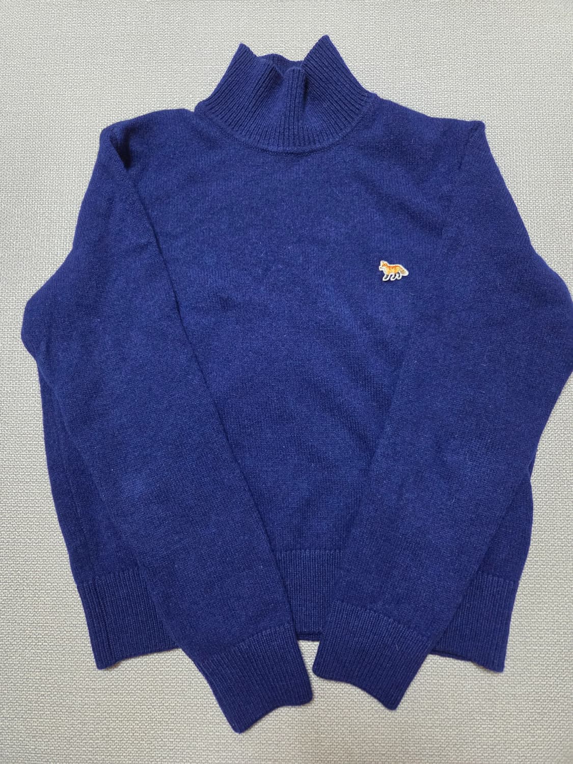 메종키츠네 니트 팝니다(한국택) 상품이미지1