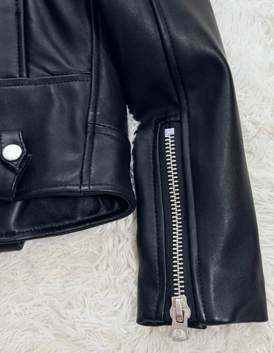 아크네스튜디오 레더 자켓 38 상품이미지3