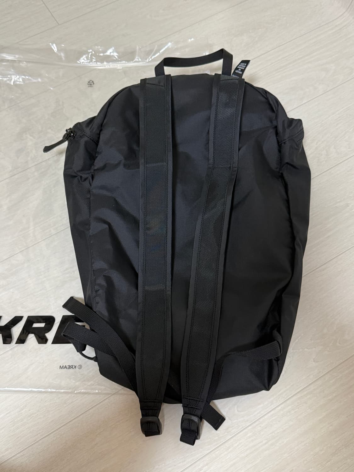 아크테릭스 헬리아드 15 백팩 블랙 상품이미지4