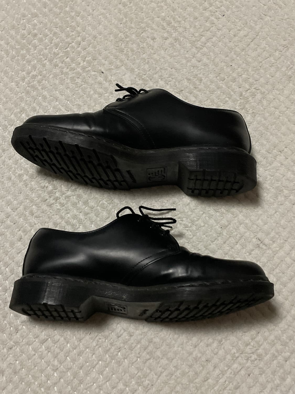 [UK9] 닥터마틴 1461 모노 3홀 블랙 상품이미지8