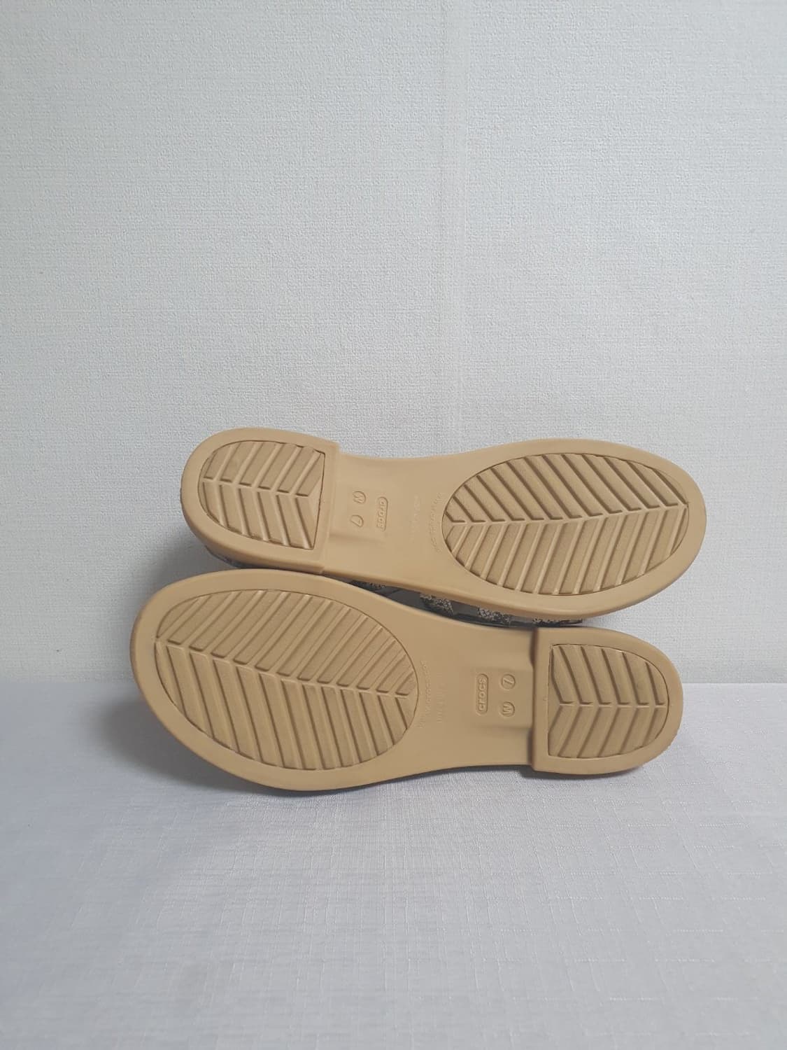 240mm 크록스 툴룸 스트랩 샌들 머쉬룸 스터코  상품이미지8