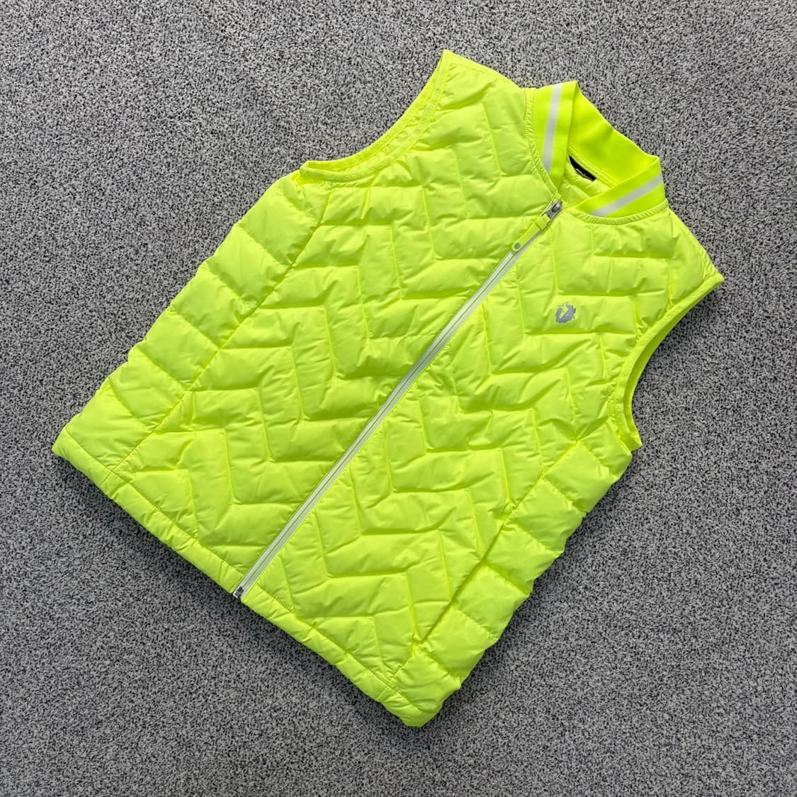 실측 블랙야크 다운 경량 패딩 조끼 0421J 상품이미지1