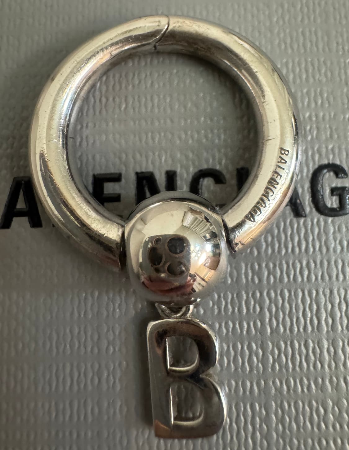 balenciaga single earring  silver  OS 상품이미지4