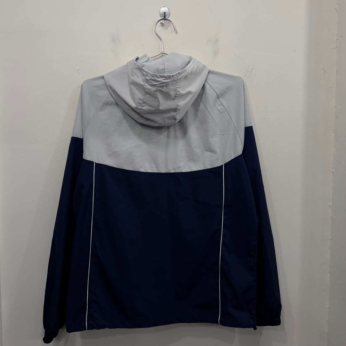 나이키 스판코튼 배색 초경량 후드 바람막이 상품이미지5
