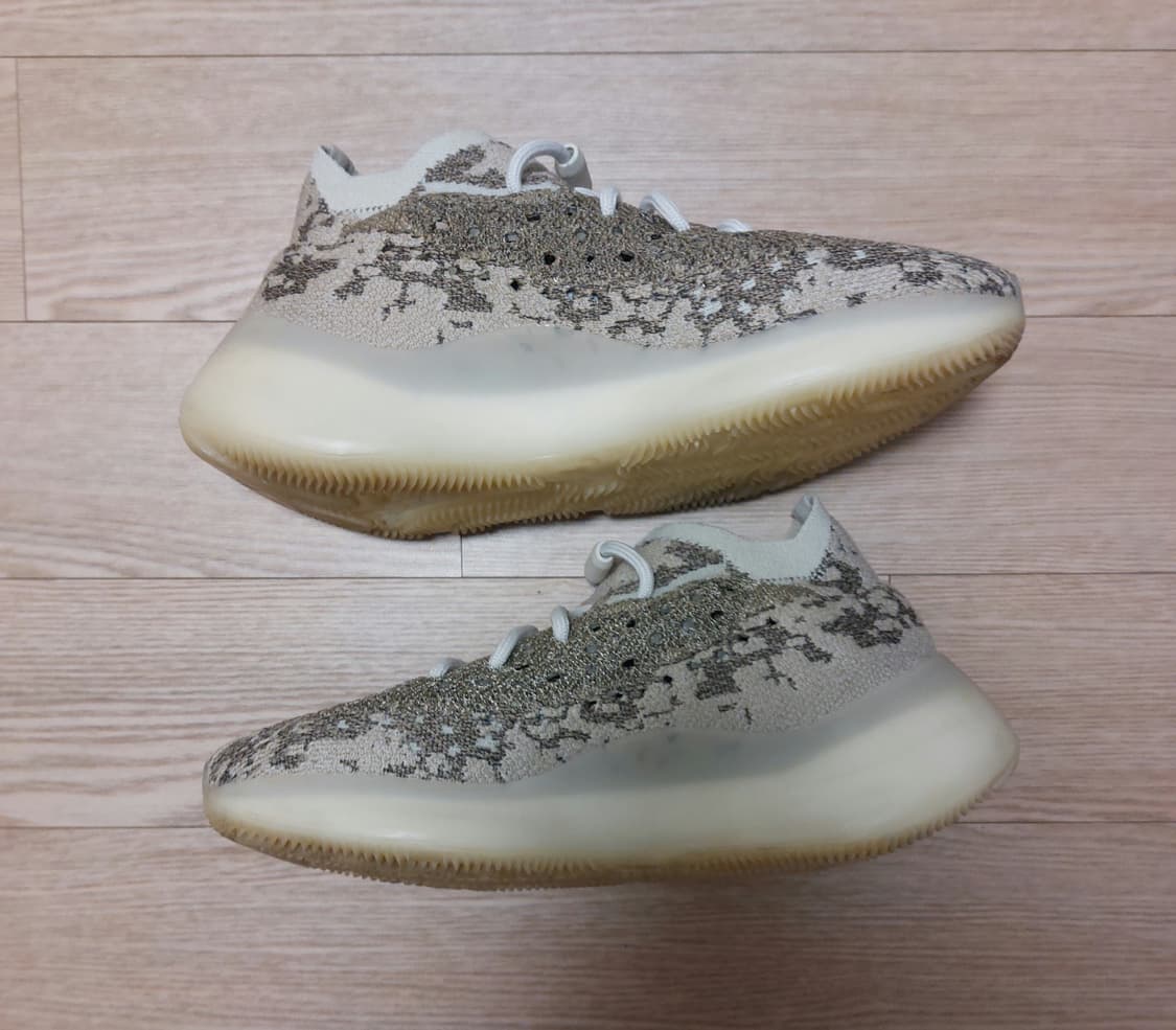 아디다스 이지 부스트 380 파이라이트 상품이미지5