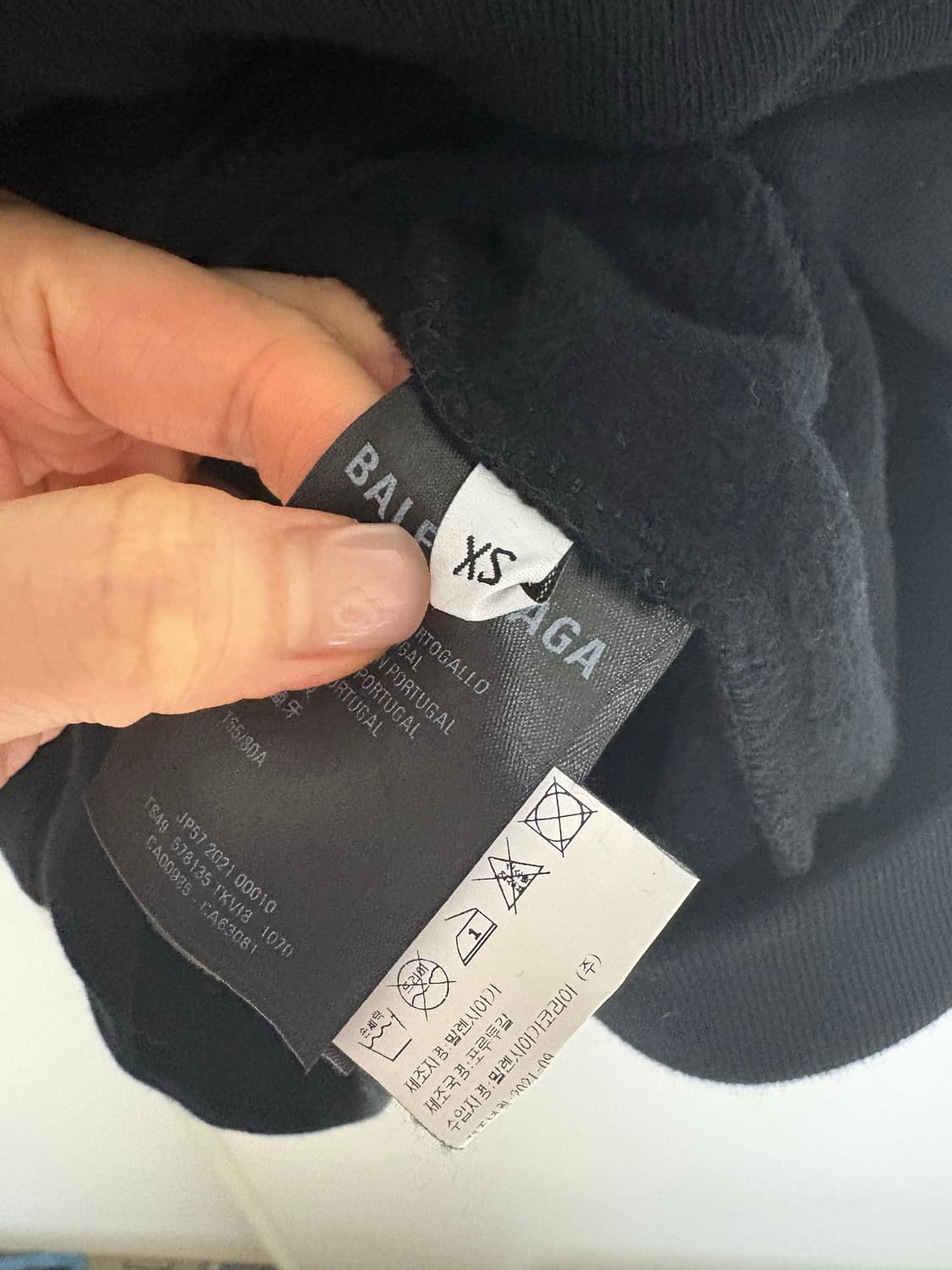 (W) 발렌시아가 BB 픽셀 미디움 핏 후드 블랙 XS 판매 상품이미지6