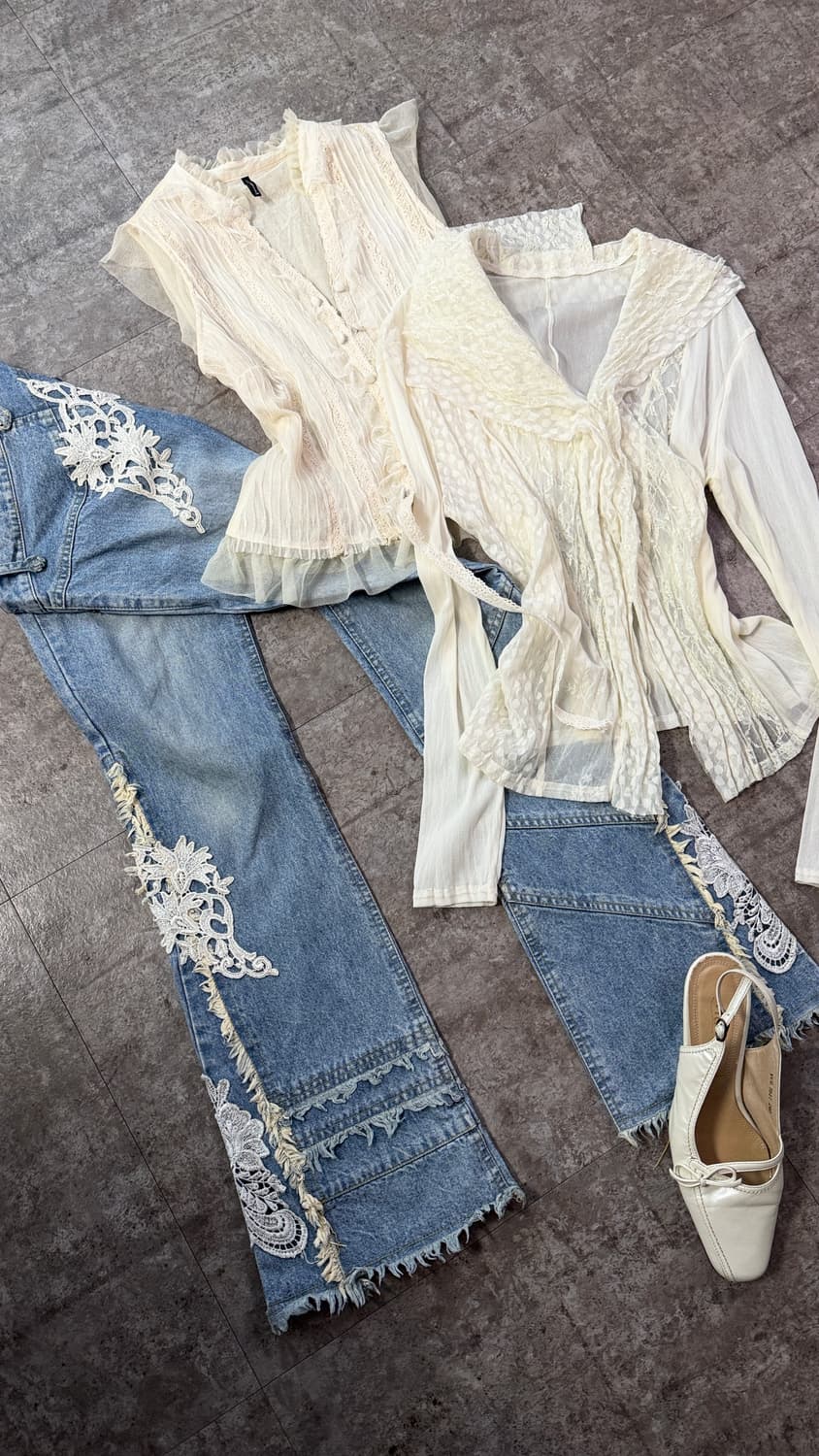 레이스 패치 프린지드 부츠컷 데님 상품이미지6