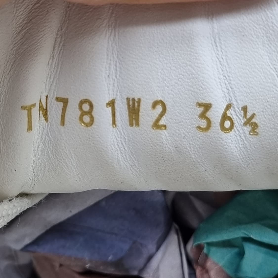 발렌티노 골드스니커즈36.5 235 상품이미지6