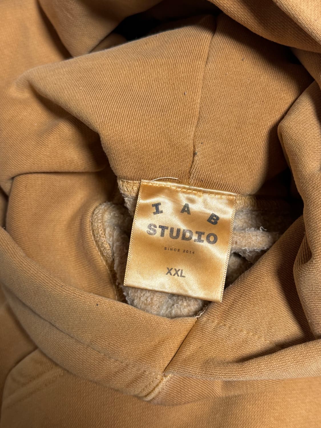 아이앱 스튜디오 후드 카멜 옐로우 상품이미지5