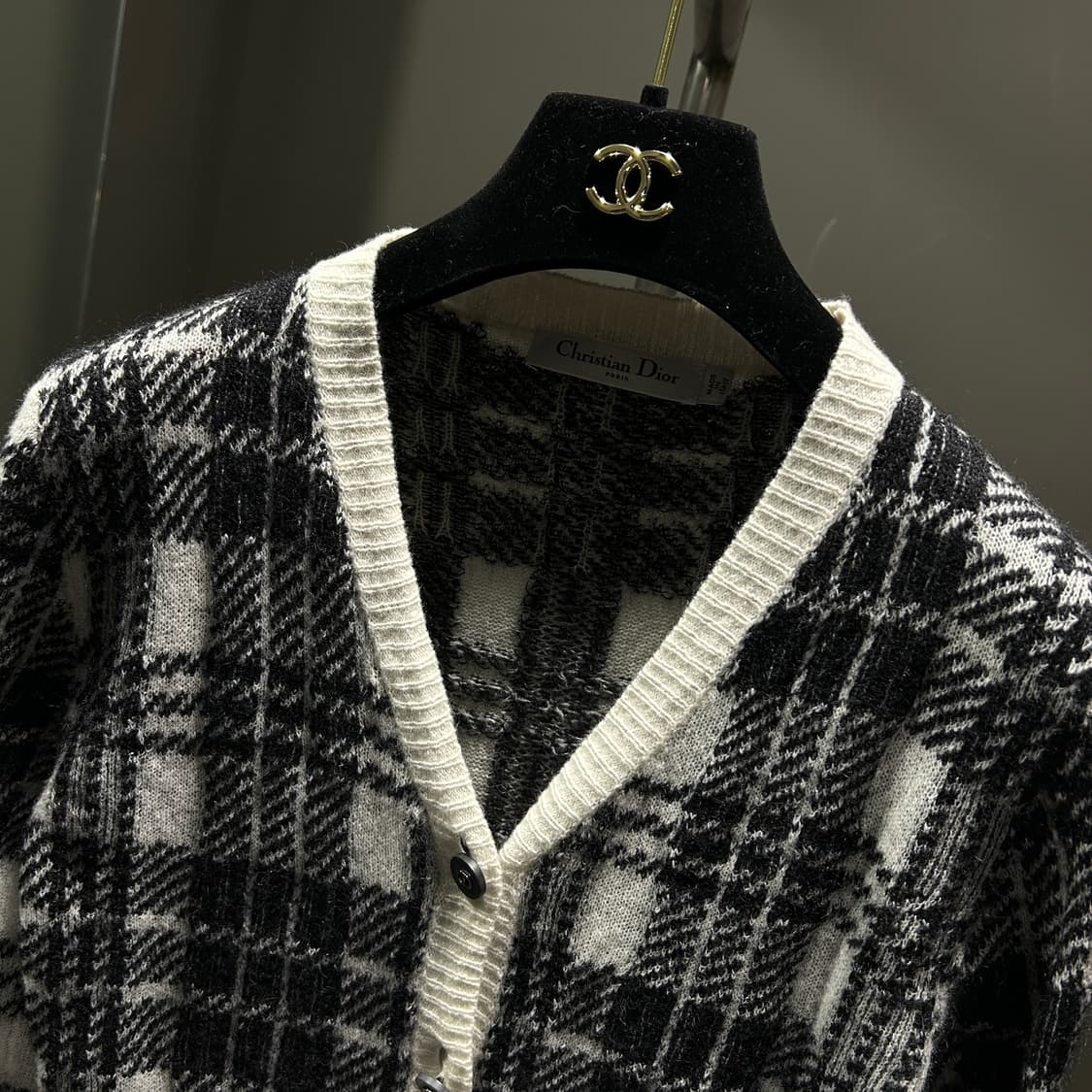 디올 모헤어 캐시미어 체크 가디건 상품이미지2