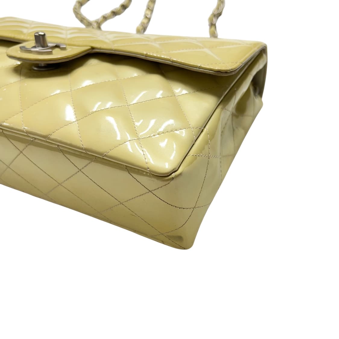 샤넬 클래식 플랩백 페이턴트 옐로우 상품이미지4