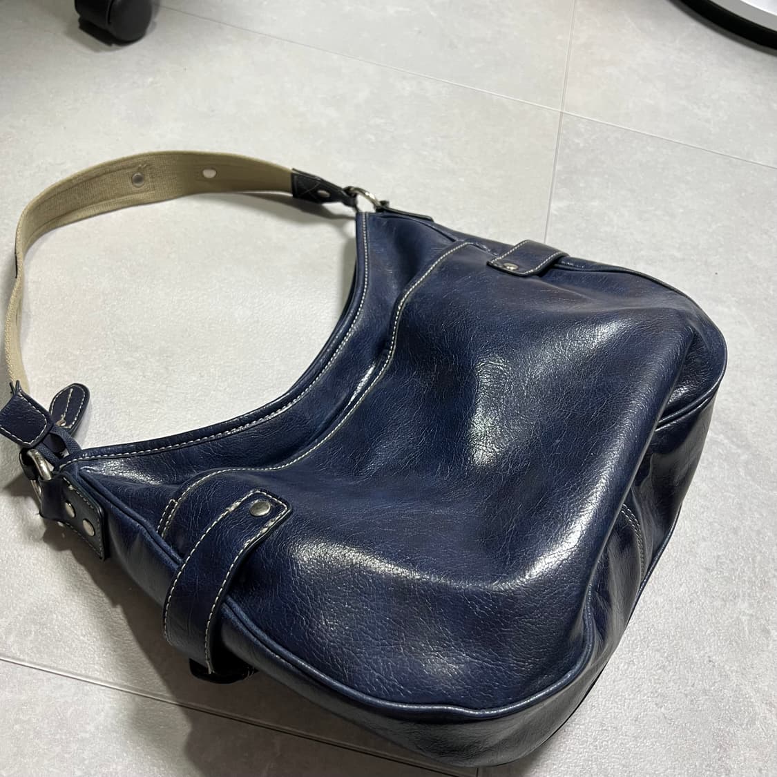 나인웨스트 발렌시아가맛 숄더백 상품이미지3